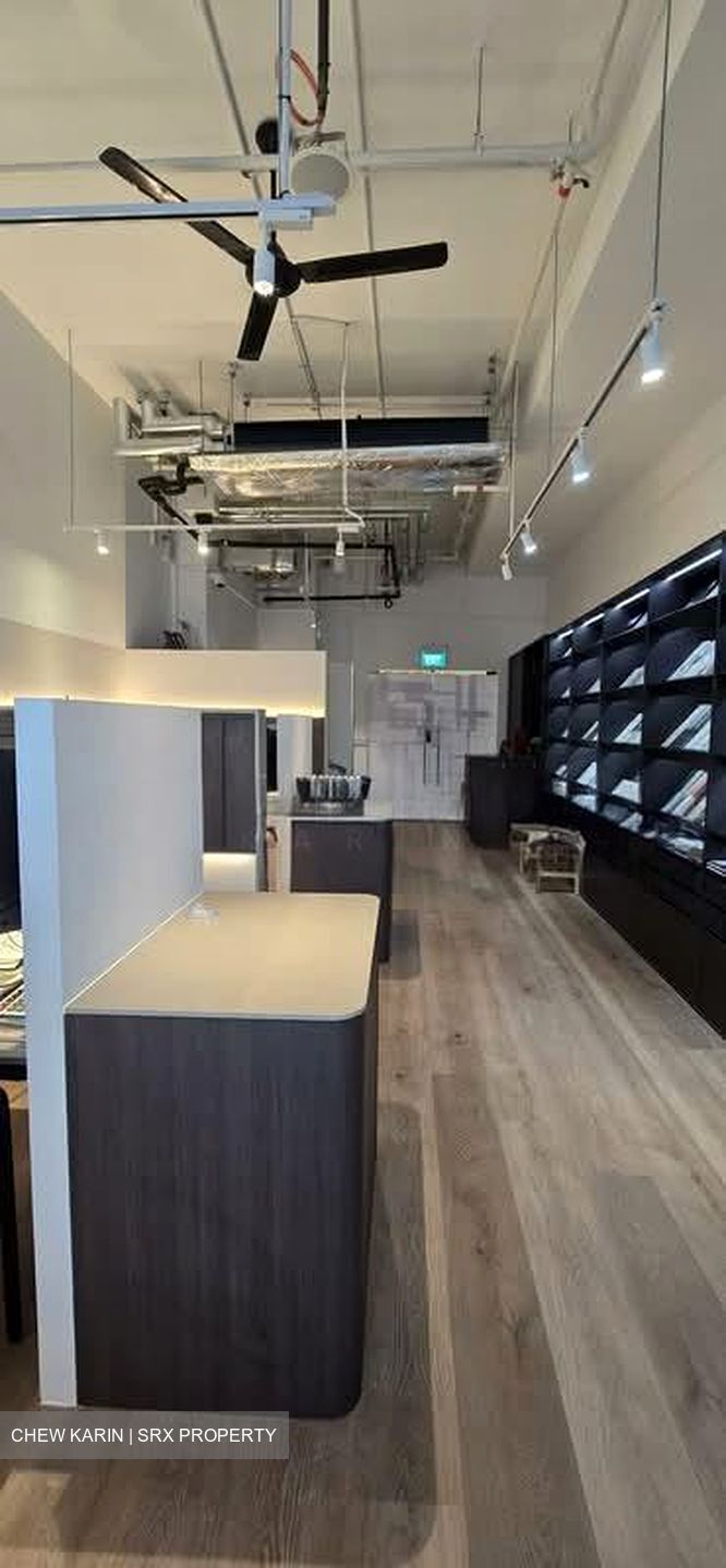 Woods Square (D25), Office #570506051